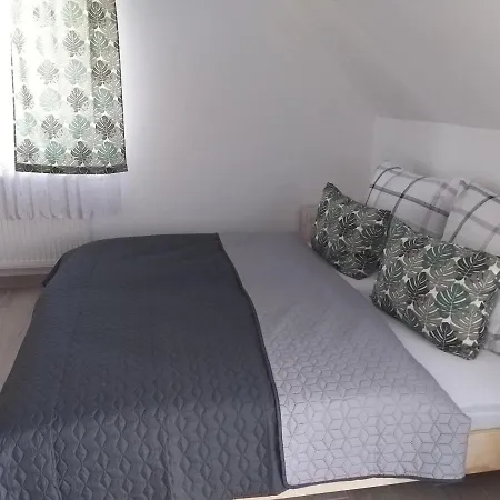 Domki Ranczo Itrich Jaktstuga *