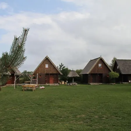 Domki Ranczo Itrich Lodge *